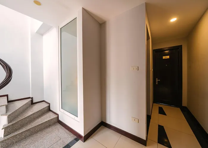 Bay Luxury Hanoi - No 9 Nguyen Truong